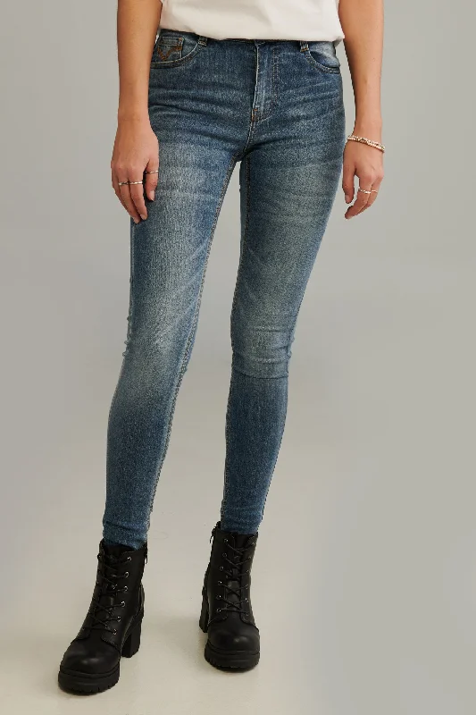 Modern Men's JeansJeans taille régulière, coupe ajustée - Femme