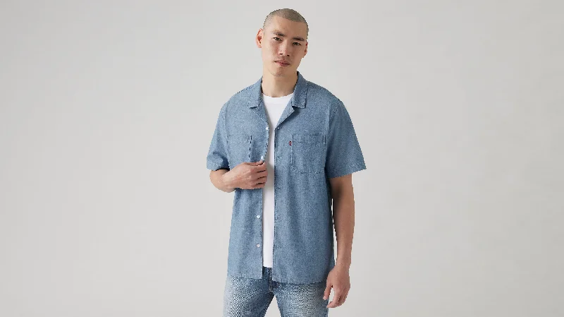 Men's Denim Shirts for a Rugged LookLevi's® Men's Classic Camp Shirt
