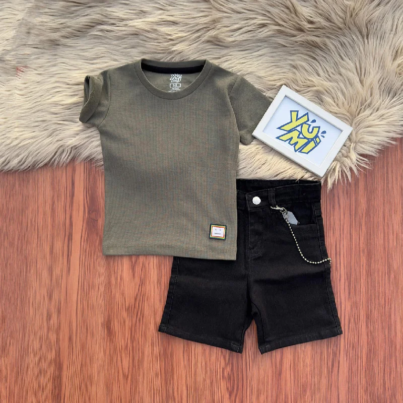 Men's Jeans in Different ColorsKids' Black Shorts & Textured T-Shirt Set
