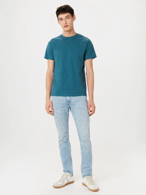 Men's Shirts with Chest PocketsThe Essential Slim T-Shirt in Mallard Blue