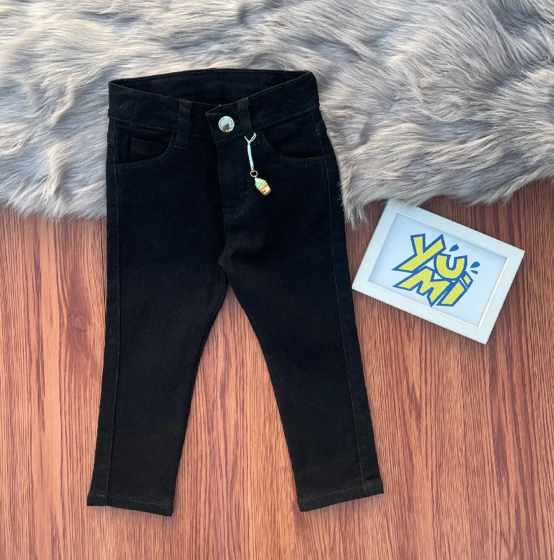 Men's Jeans for SportsGirls' Plain Black Jeans for Every Occasion
