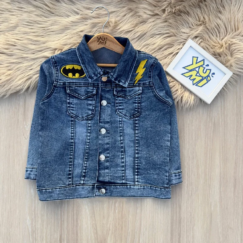 Wash and Wear Men's JeansBatman Embroidered Denim Jacket – Stylish Superhero Outerwear