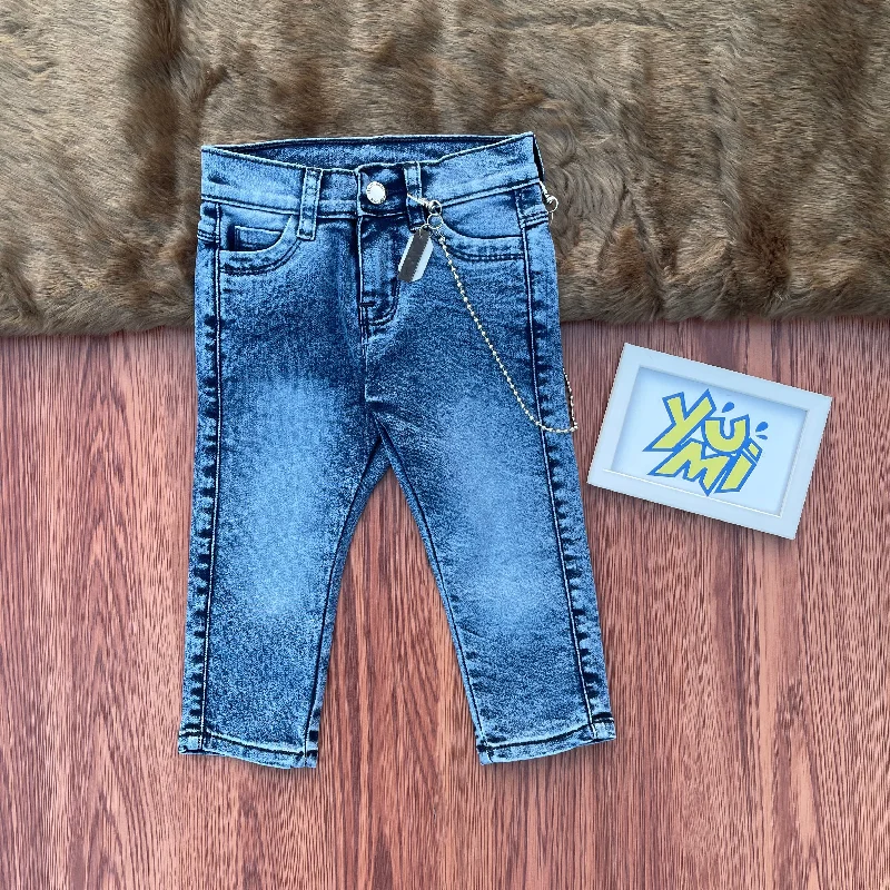 XL Men's JeansBoys Blue Jeans with Edgy Chain Detail