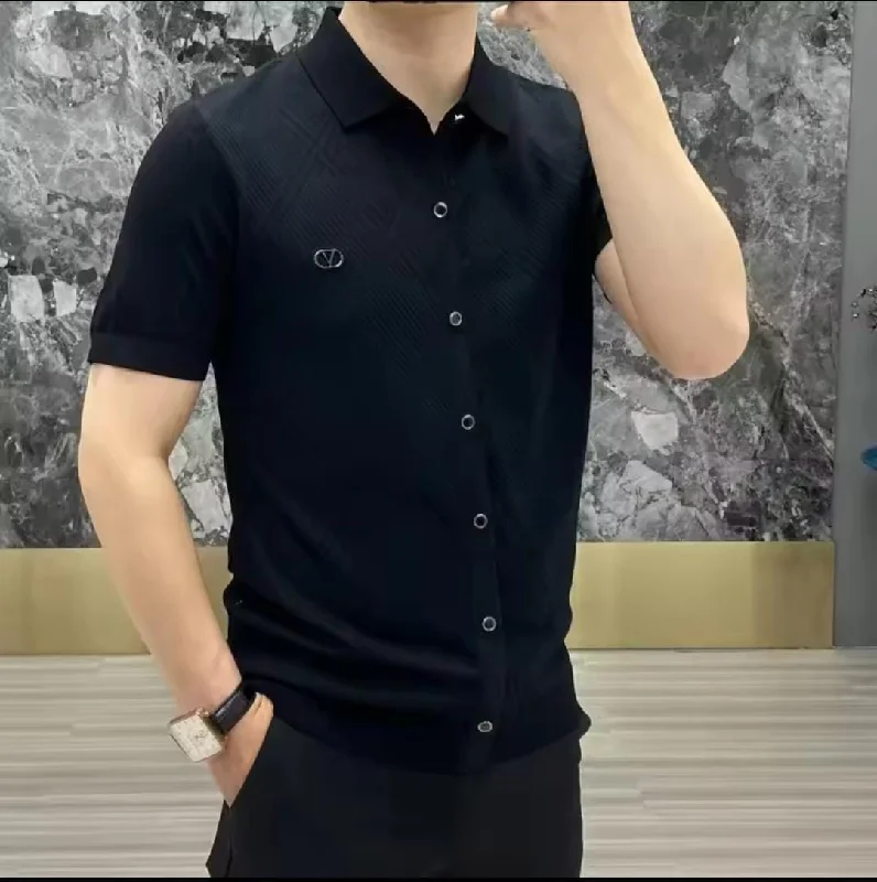 Classic Men's Button-Up ShirtsMen's Monochrome Knitted Jacquard Fabric Collart-Shirt S5000461 L Classic Men's Button-Up ShirtsMen's Monochrome Knitted Jacquard Fabric Collart-Shirt S5000461 L