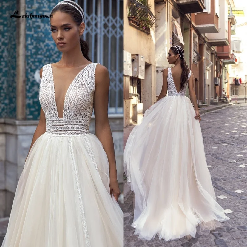 Bohemian DressRoycebridal Lakshmigown Sexy Boho Bridal Beach Wedding Dress 2021 Robes Sukienka A Line Wedding Dresses Lace Bodice Plunging Backless Bohemian DressRoycebridal Lakshmigown Sexy Boho Bridal Beach Wedding Dress 2021 Robes Sukienka A Line Wedding Dresses Lace Bodice Plunging Backless
