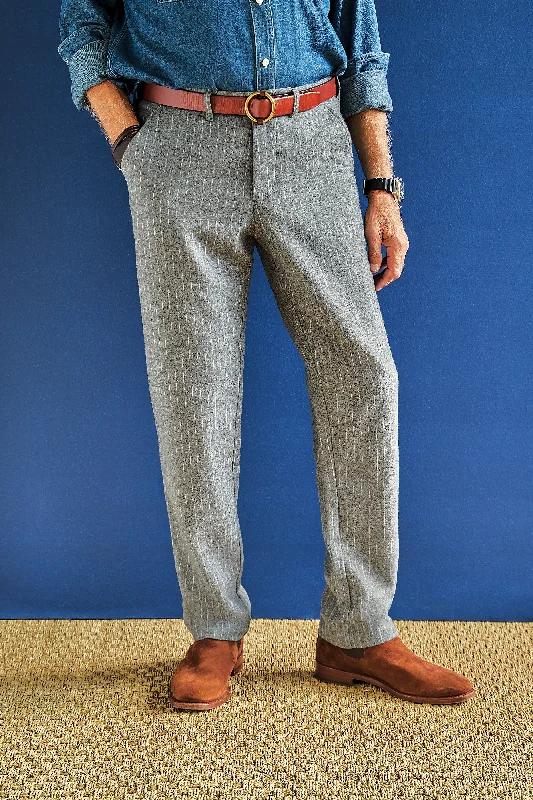 Men's Pants with Stretchable Fabric for FlexibilityCamden Pant in Charcoal Chalk Stripe Washed Wool