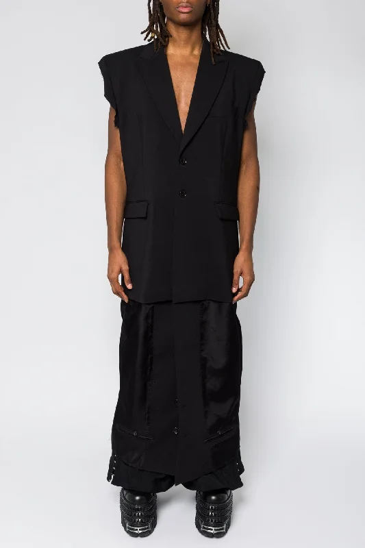 Men's Pants with Ripped and Distressed DetailsVetements Deconstructed Sleeveless Lining Coat