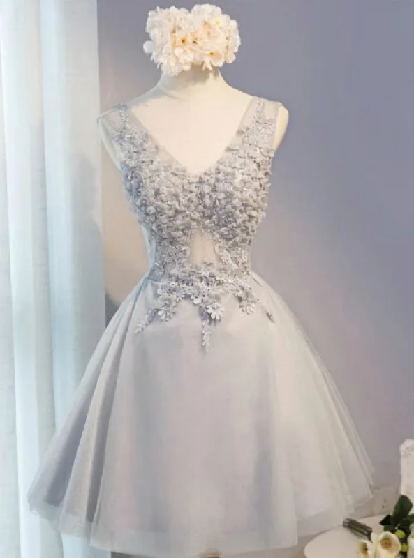 women's unique dressesGray Tulle Appliques V-neck Homecoming Dress
