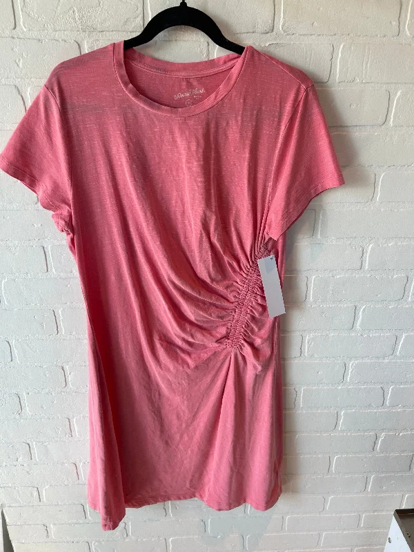women's stretchy dressesDress Casual Short By Universal Thread In Pink, Size: L