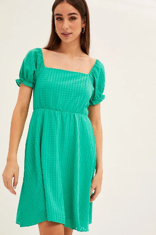 women's ruffle dressesGreen Square Neck Puff Sleeve Skater Dress